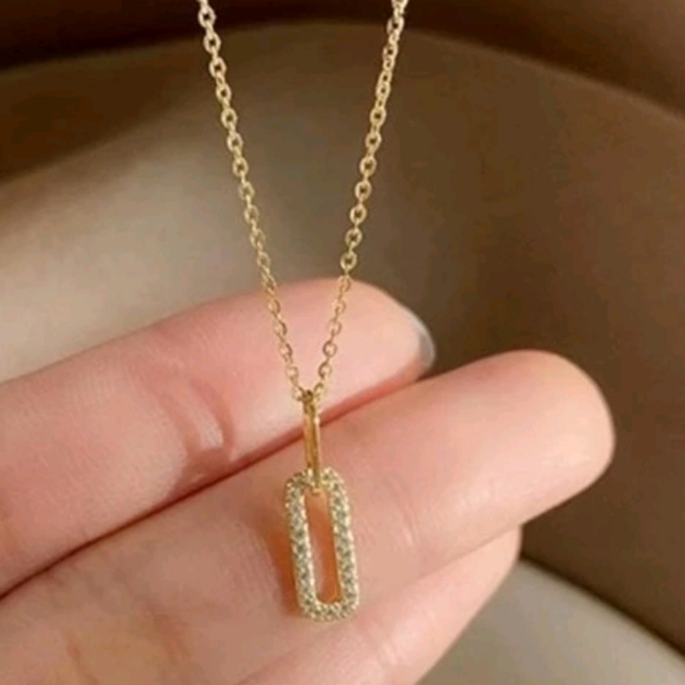 Gold plated .925 sterling necklace; nwot